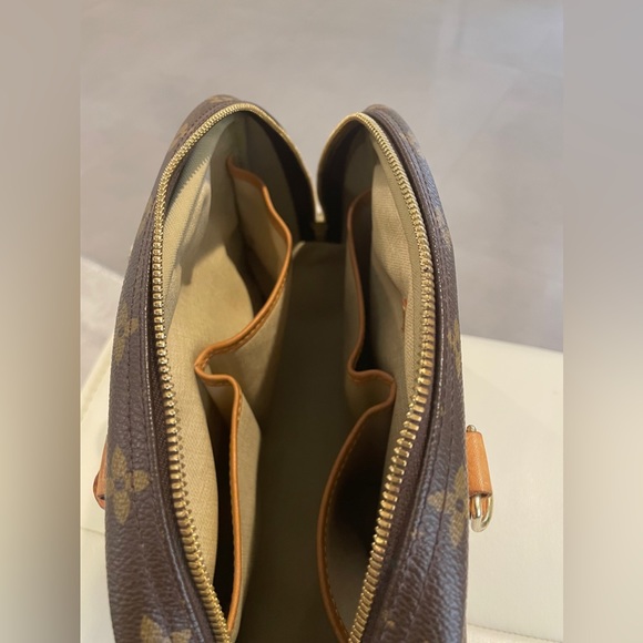 Vintage Louis Vuitton Handbag - Picture 3 of 5